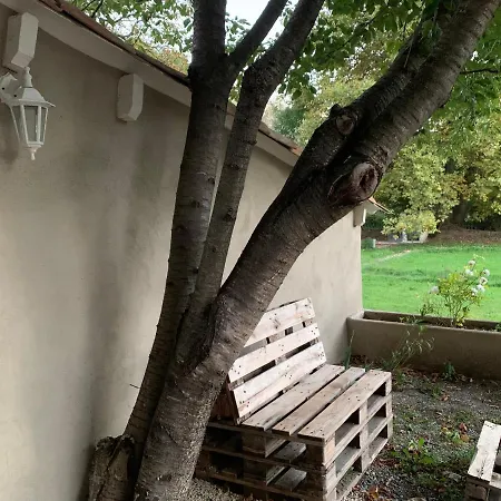 Clos Augusta Apartman *